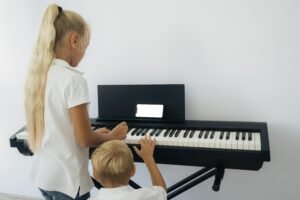 Learn Piano with Treeofskills.com